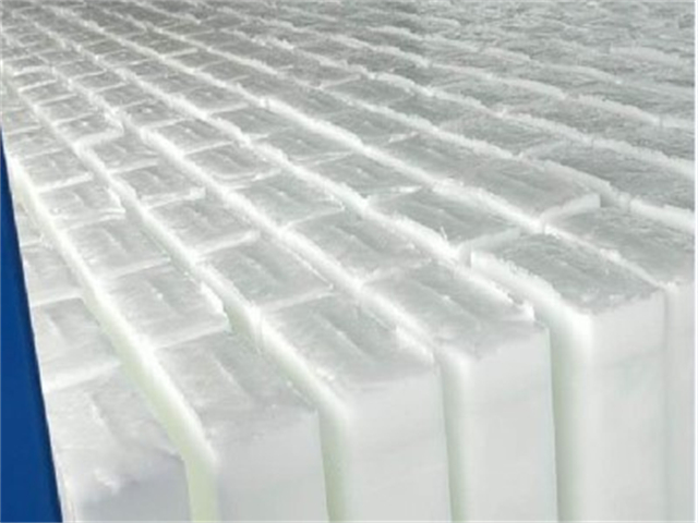 揭秘阎良良臣制冰厂：降温冰块背后的神秘制作工艺